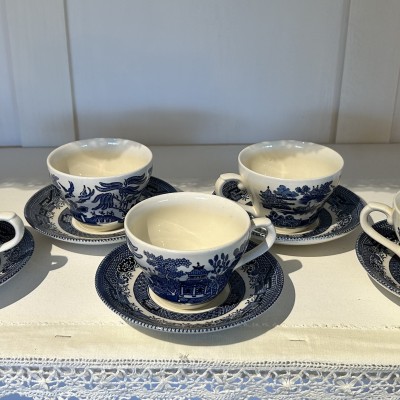 Image du produit Tasses + soucoupes en porcelaine anglaise