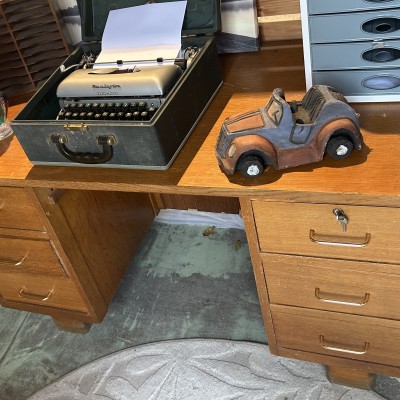 Image du produit Bureau 6 tiroirs