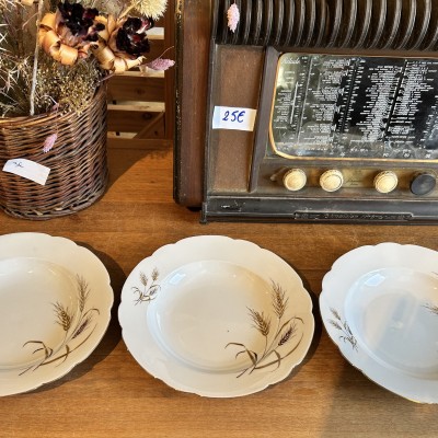 Image du produit Assiettes en porcelaine fabrication Allemande décor blé